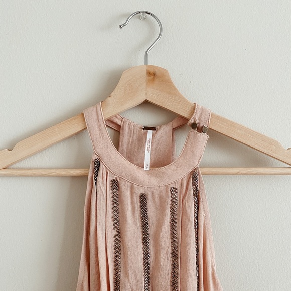 FREE PEOPLE • Shine beaded halter top - Picture 2 of 6